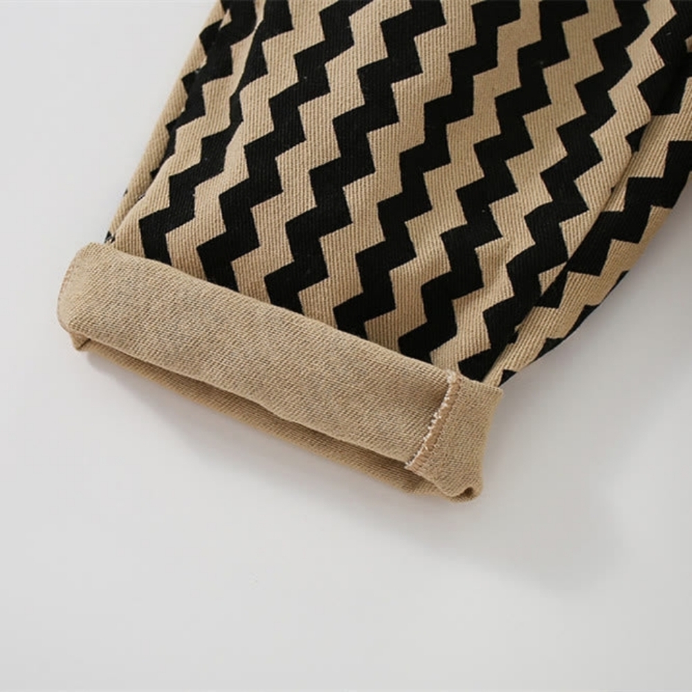 NWT Boys Neutral Chevron Zig Zag Pants - Size 6-7 - Picture 4 of 11